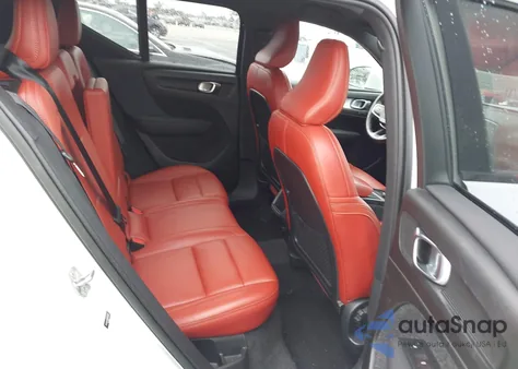 2019 Volvo Xc40 T5 Momentum from USA, damaged, VIN YV4162UK9K2059076